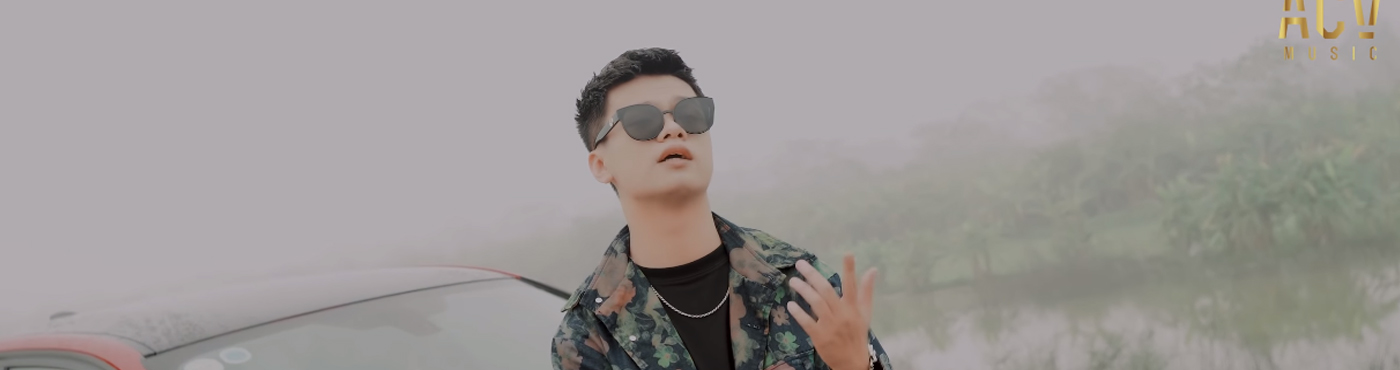 Việt